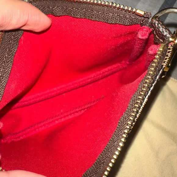 Louis Vuitton Damier Ebene Mini Pochette  Accessories - Picture 4 of 9